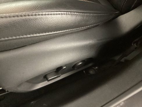 Used 2022 Jeep Compass Limited image 15