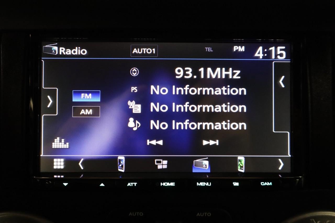 Used 2015 Jeep Wrangler Unlimited Sahara w/ Connectivity Group AWD/4WD image 16