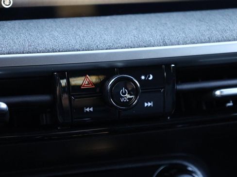 New 2026 Nissan Kicks SV image 13