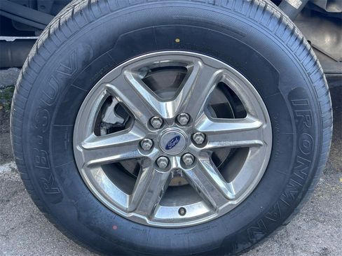 Used 2024 Ford F150 XLT w/ Mobile Office Package image 5