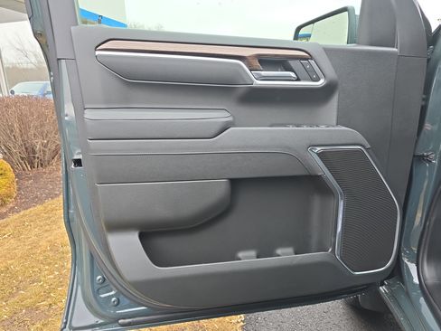 New 2026 Chevrolet Silverado 1500 LT w/ LPO, Dark Essentials Package image 18