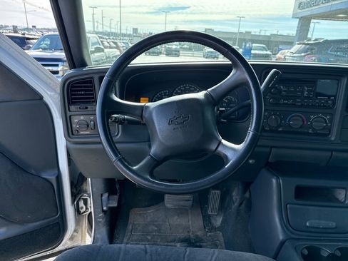 Used 2001 Chevrolet Silverado 2500 LS image 14