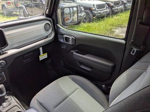 New 2026 Jeep Wrangler Unlimited Sport AWD/4WD image 17