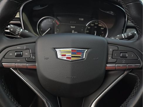 Used 2024 Cadillac XT6 Luxury w/ LPO, Floor Liner Package AWD/4WD image 19