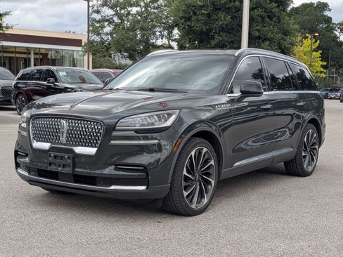Used 2023 Lincoln Aviator Reserve w/ Equipment Group 201A RWD image 4