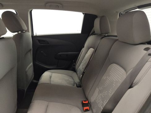 Used 2020 Chevrolet Sonic LT image 18