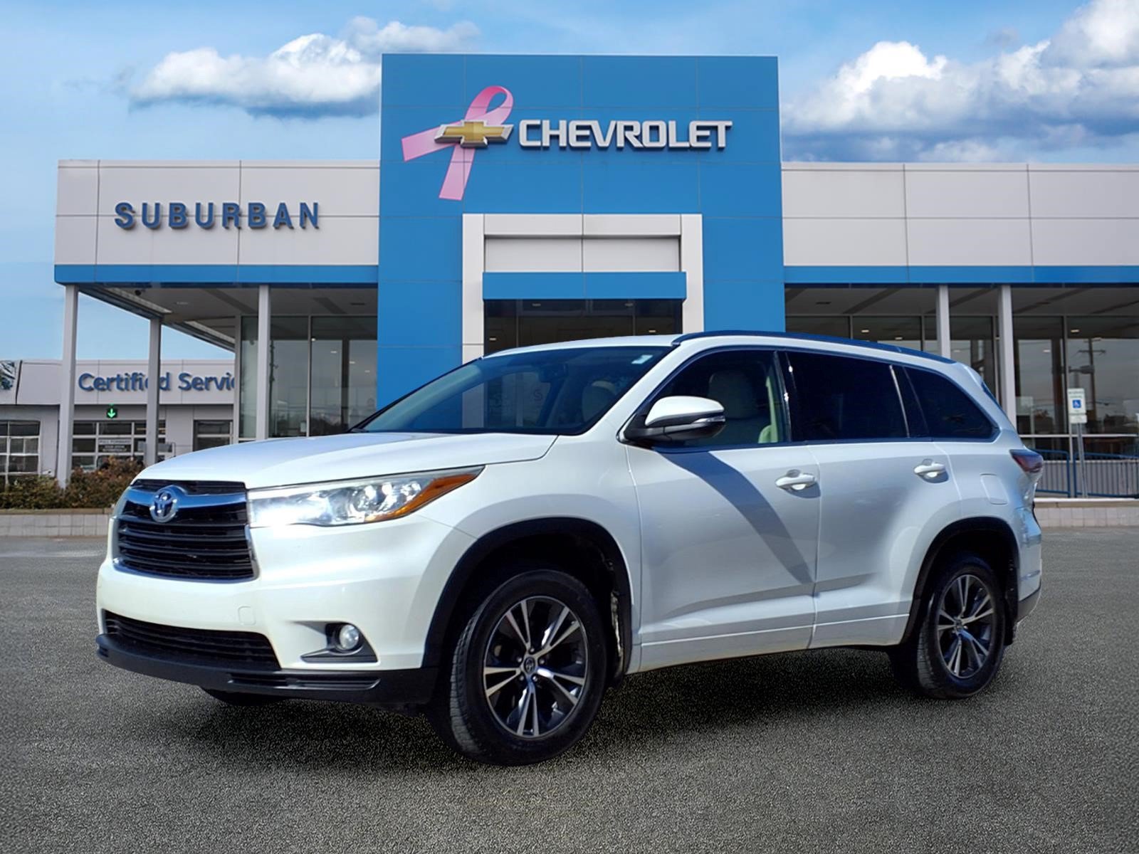 Used 2016 Toyota Highlander XLE AWD/4WD image 1