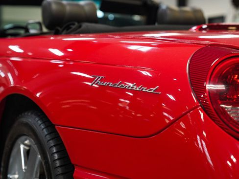 Used 2002 Ford Thunderbird RWD image 16