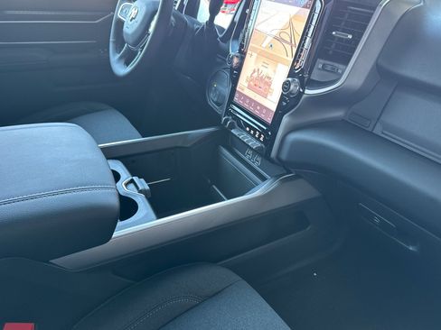 New 2026 RAM 2500 Big Horn AWD/4WD image 14