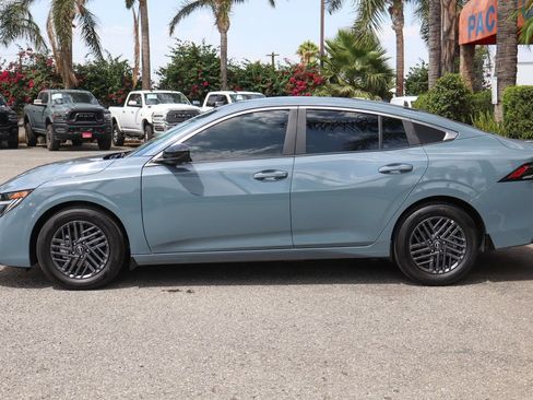 Used 2026 Nissan Sentra SV w/ Floor Mat Package FWD image 5