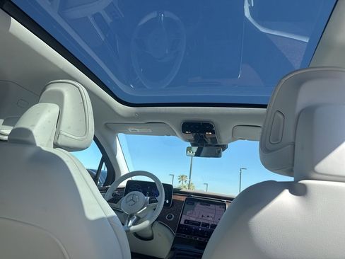 Used 2023 Mercedes-Benz EQE 500 4MATIC SUV image 8