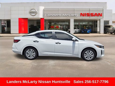 Used 2025 Nissan Sentra S FWD image 2