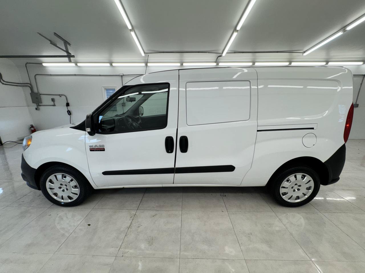 Used 2021 RAM ProMaster City Tradesman FWD image 9
