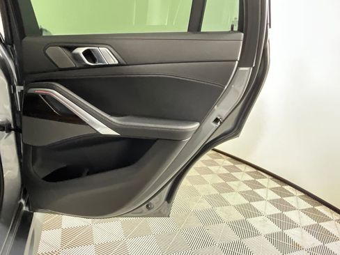 Used 2024 BMW X6 xDrive40i w/ M Sport Professional Package image 24