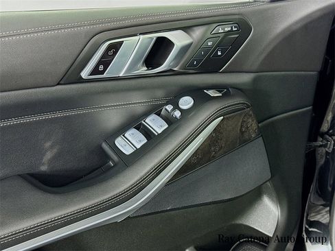 Certified 2023 BMW X7 xDrive40i w/ Climate Comfort Package image 18