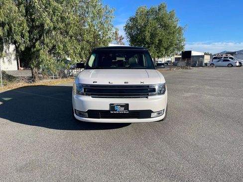 Used 2019 Ford Flex SEL w/ Equipment Group 202A image 2