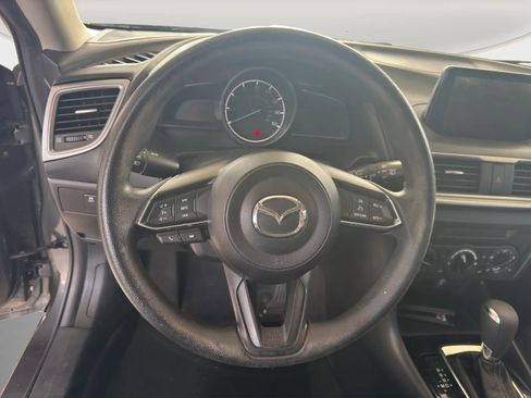 Used 2017 MAZDA MAZDA3 Sport image 9