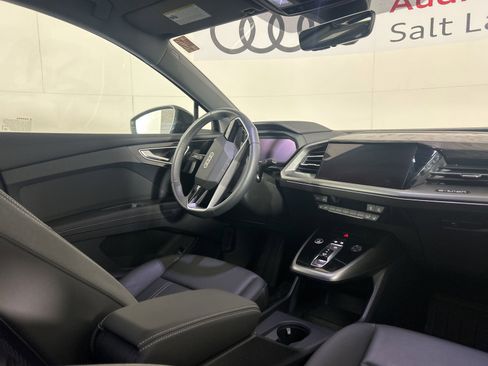 Used 2024 Audi Q4 e-tron Premium w/ Convenience Package image 15