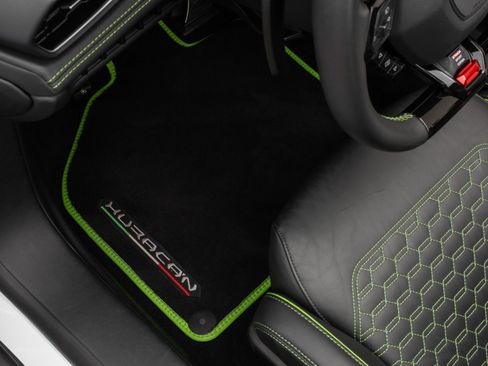 Used 2020 Lamborghini Huracan EVO AWD/4WD image 12