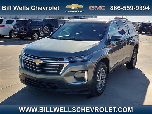 Used 2023 Chevrolet Traverse LT w/ LPO, Cargo Package image 1