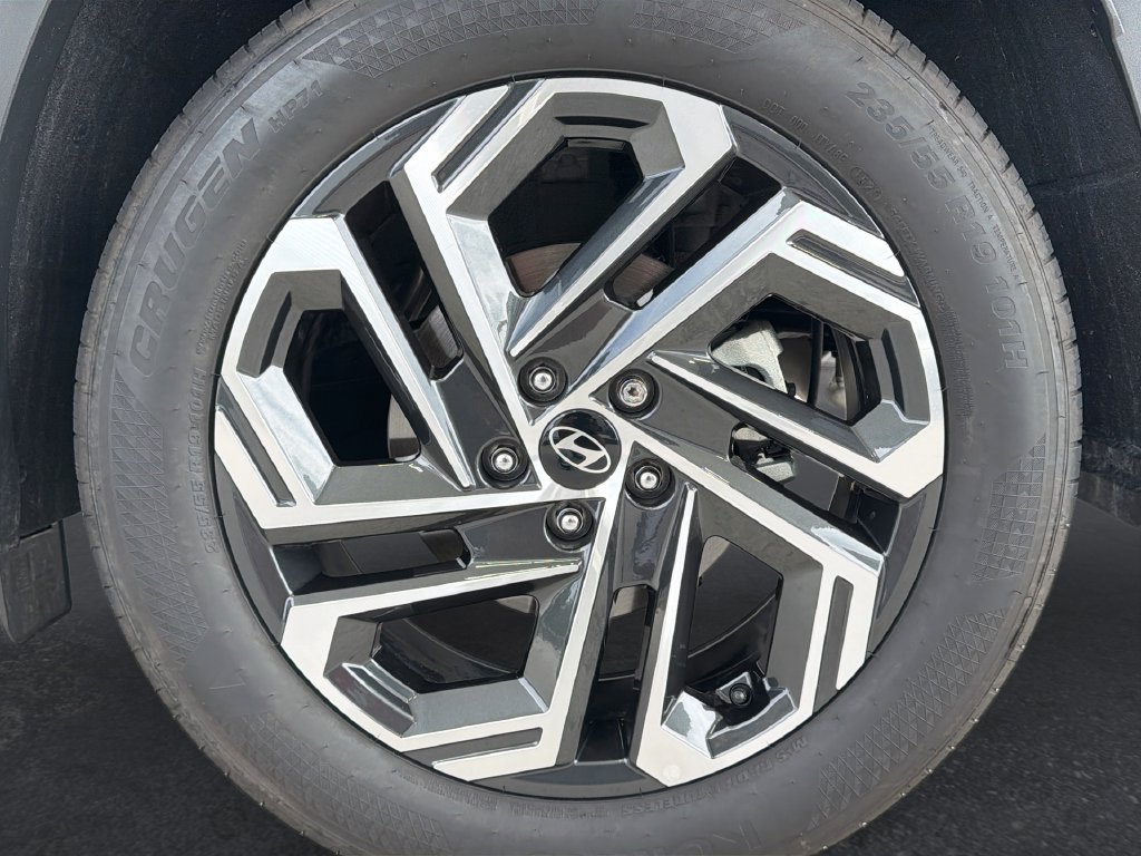 Used 2025 Hyundai Tucson Limited FWD image 31