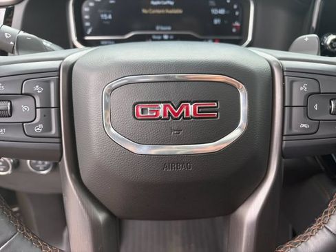 Used 2023 GMC Sierra 1500 AT4 w/ Technology Package AWD/4WD image 7