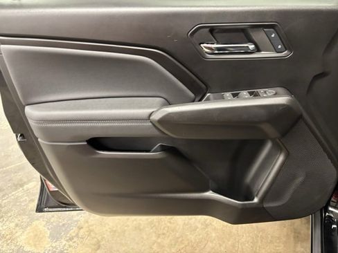 Used 2024 Chevrolet Colorado LT w/ LT Convenience Package III image 17