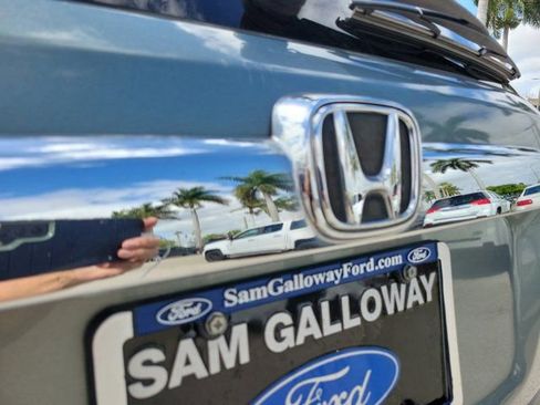 Used 2011 Honda CR-V EX-L image 12