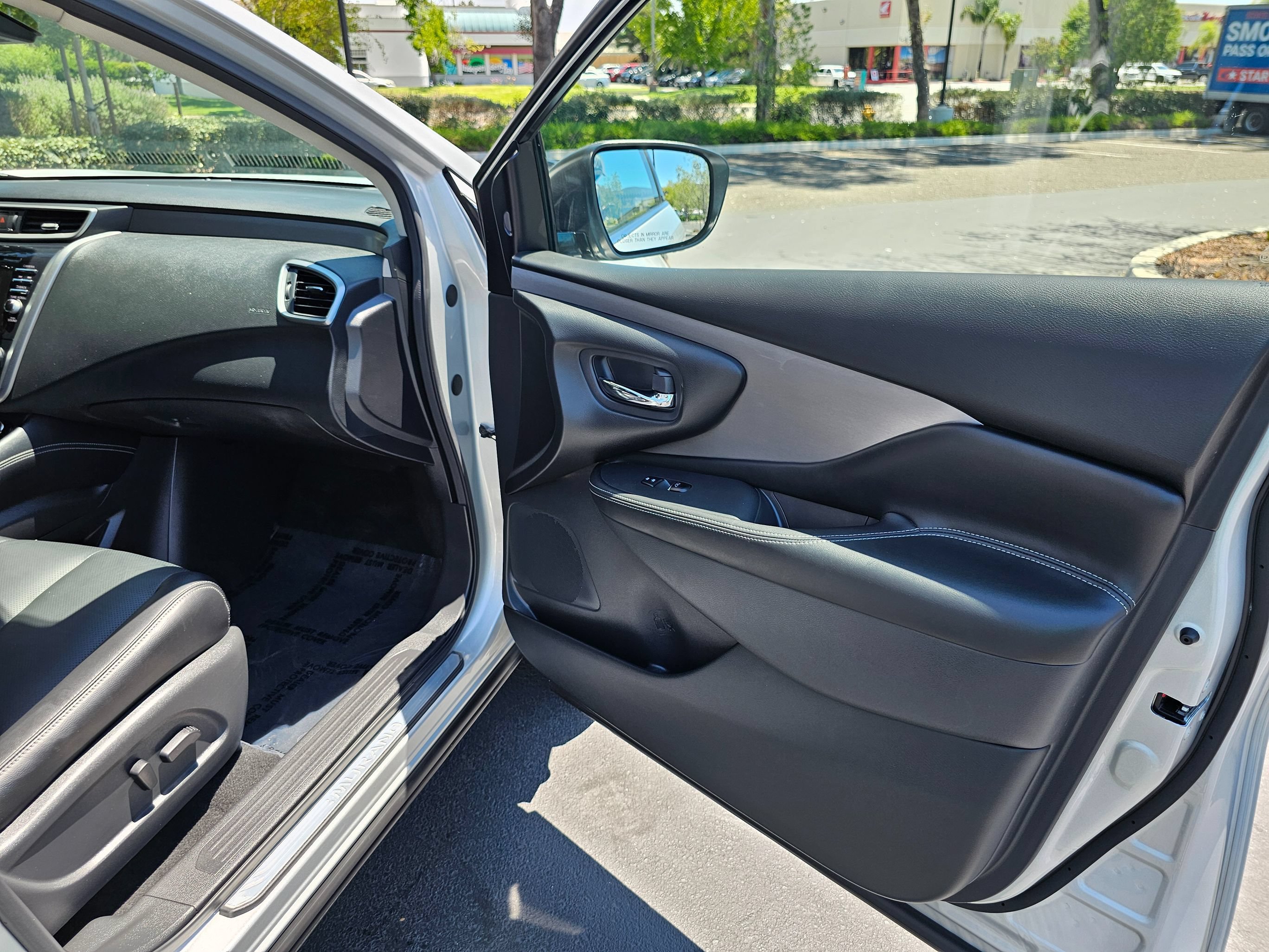 Used 2024 Nissan Murano SL w/ Cargo Package AWD/4WD image 33