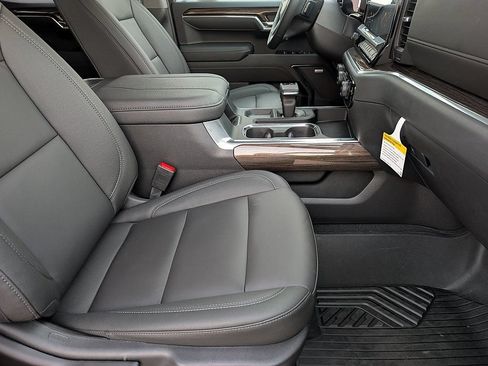 New 2026 Chevrolet Silverado 1500 LT Trail Boss w/ LT Trail Boss Premium Package AWD/4WD image 12