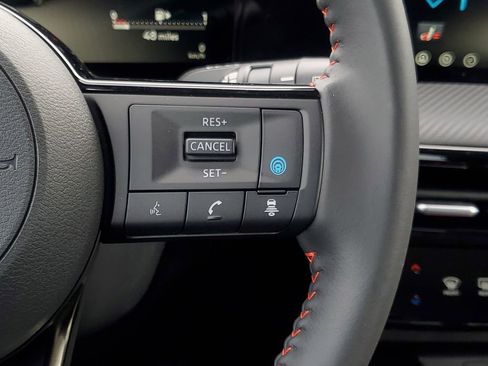 New 2026 Nissan Kicks SR image 18