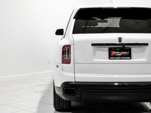 Used 2022 Rolls-Royce Cullinan Black Badge AWD/4WD image 43
