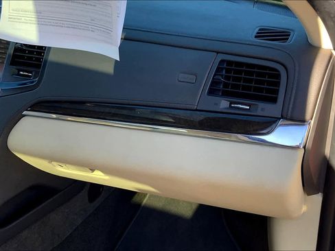 Used 2014 Lincoln MKS AWD w/ Equipment Group 201A image 18