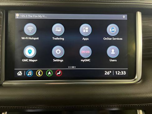 Used 2021 GMC Yukon Denali w/ Denali Premium Package image 24