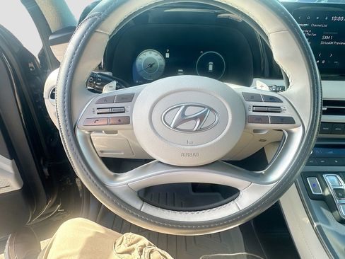 Used 2024 Hyundai Palisade Limited FWD image 12