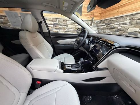 Used 2023 Hyundai Tucson SEL w/ Convenience Package image 14