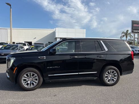 Used 2025 GMC Yukon Denali RWD image 2