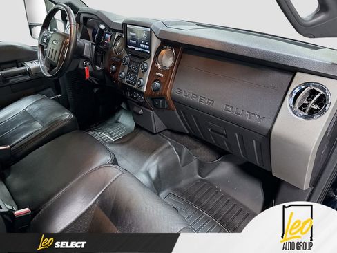 Used 2016 Ford F250 Lariat w/ Lariat Interior Package AWD/4WD image 30