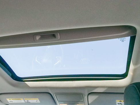 Used 2021 Honda CR-V EX image 14