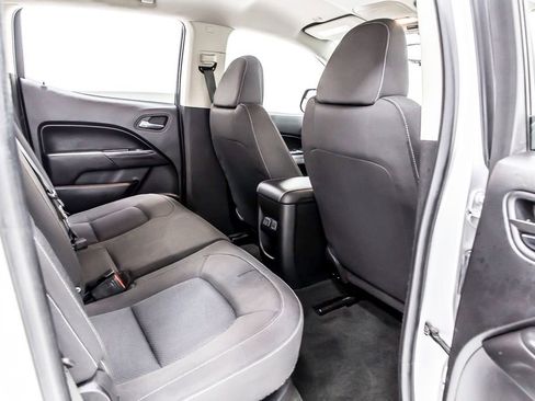 Used 2018 Chevrolet Colorado LT image 34