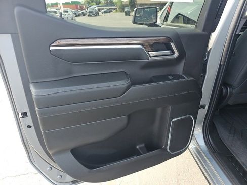 Used 2023 Chevrolet Silverado 1500 LT image 5