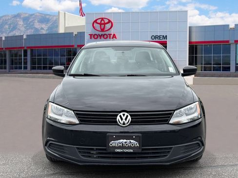 Used 2012 Volkswagen Jetta S image 2