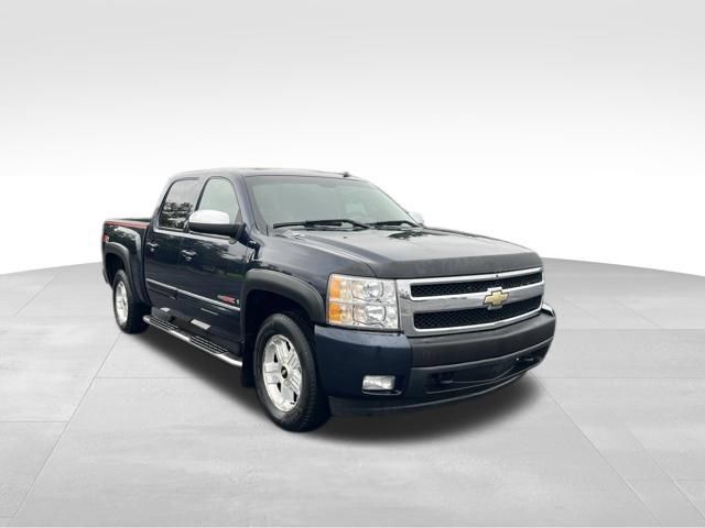 Used 2008 Chevrolet Silverado 1500 LTZ w/ Suspension Package, Off-Road AWD/4WD image 7