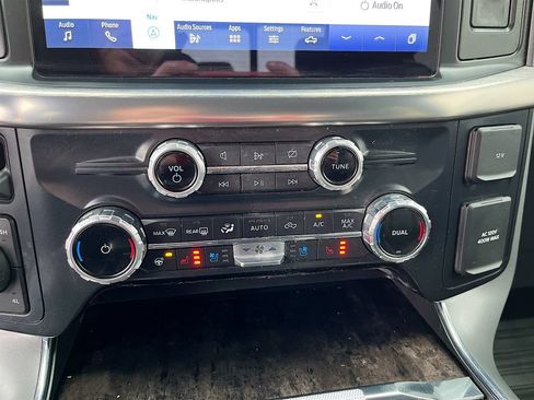 Used 2022 Ford F150 Lariat w/ Equipment Group 502A High AWD/4WD image 16