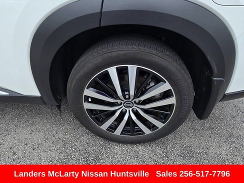 Used 2025 Nissan Pathfinder Platinum w/ Cargo Package FWD image 12