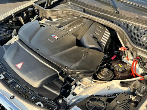 Used 2016 BMW X6 M AWD/4WD image 49