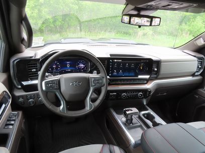 New 2025 Chevrolet Silverado 1500 LT Trail Boss w/ Convenience Package II