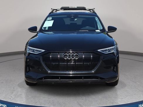 Used 2021 Audi e-tron Premium w/ Black Optic Package AWD/4WD image 3