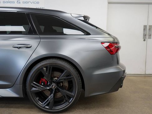 Used 2022 Audi RS 6 AWD/4WD image 11