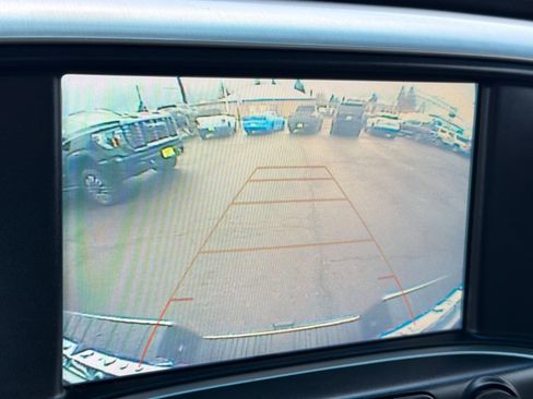 Used 2018 GMC Sierra 2500 SLE w/ SLE Preferred Package image 15